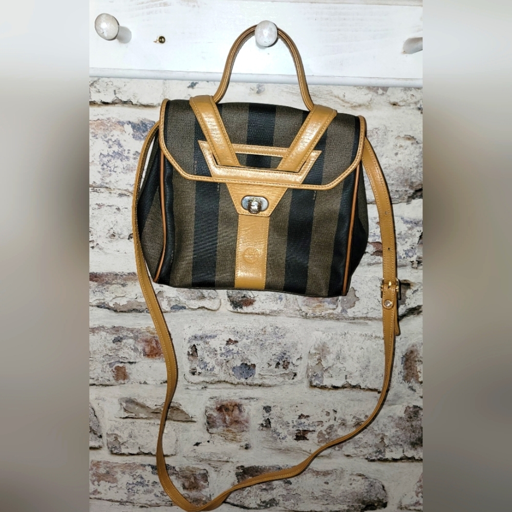 FENDI Penguin Stripe Vintage Clasp Handbag
